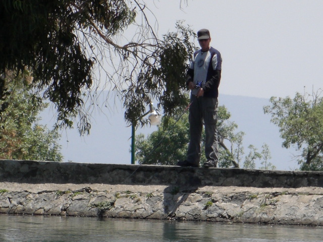 boys%20fishing.jpg