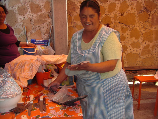 making%20tortillas%20at%20pyramids.jpg.JPG